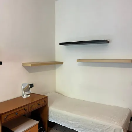 Servizi Per La Casa Casa de hóspedes